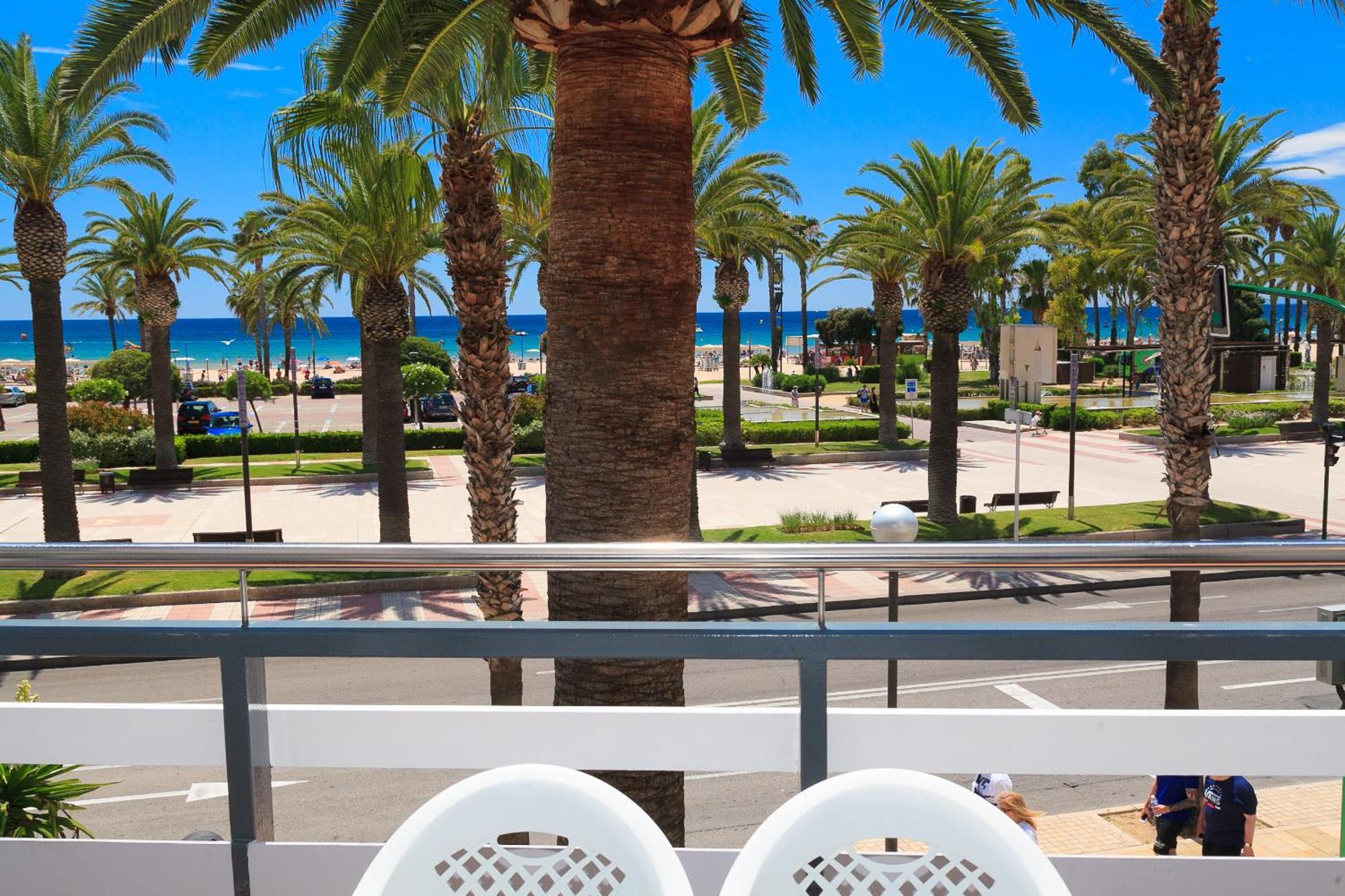 Uhc Rodas Apartments Salou Zimmer foto